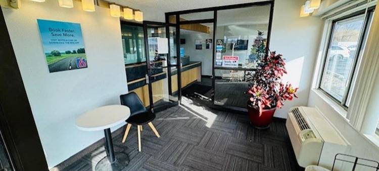 锡达拉皮兹6号汽车旅馆(Motel 6 Cedar Rapids, IA)图片