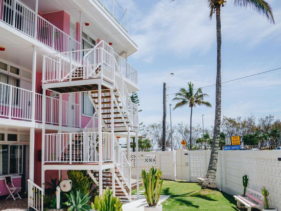 库伦加塔粉红酒店