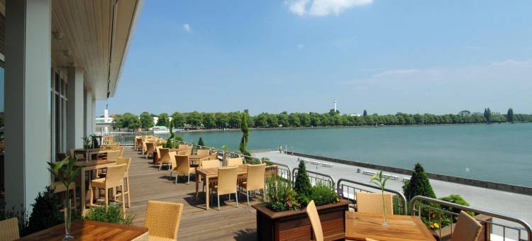 汉诺威马斯湖万怡酒店(Courtyard Hannover Maschsee)图片