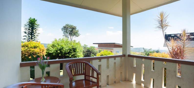 阿当泽基度假村(Urbanview Resort Adang Zecky Cisarua Puncak by RedDoorz)图片