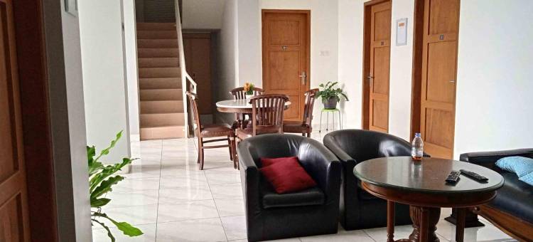 Guest House Pinarak 2 Syariah Near Gor Satria Purwokerto Mitra RedDoorz图片