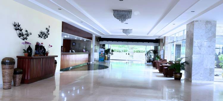 格兰德茵那萨穆德拉海滩酒店(Grand Inna Samudra Beach Hotel)图片