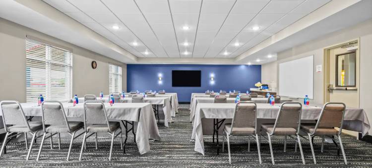 AmericInn by Wyndham International Falls图片