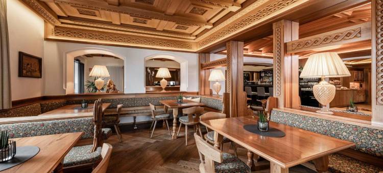 卡斯特尔鲁斯别墅酒店(Hotel Villa Kastelruth)图片