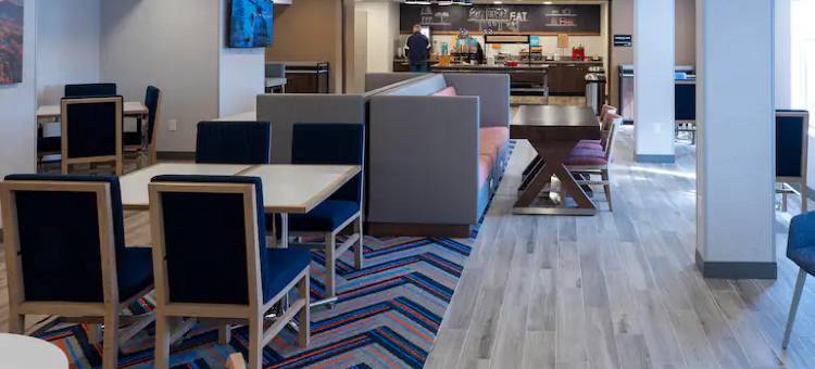 诺顿汉普顿酒店(Hampton Inn Norton)图片