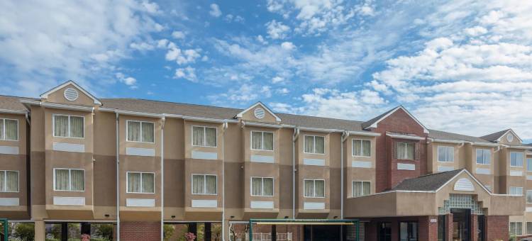 科隆内利斯-诺曼湖麦客达套房酒店(Microtel Inn & Suites by Wyndham Cornelius/Lake Norman)图片