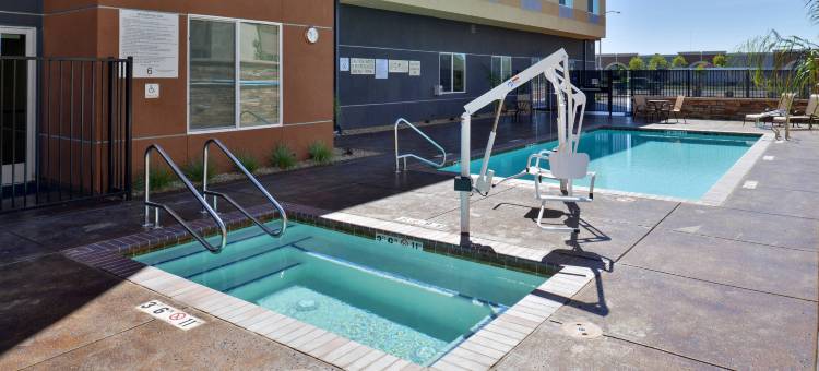 伍德兰德萨克拉门托机场万枫酒店及套房(Fairfield Inn & Suites Sacramento Airport Woodland)图片