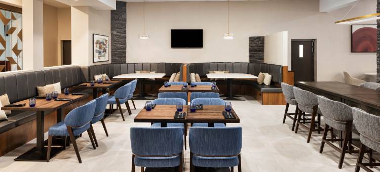 大草原城机场马里奥特的德尔塔酒店(Delta Hotels Grande Prairie Airport)图片