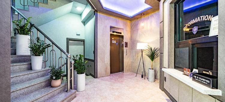 晋州江南987酒店(Jinju Gangnam 987 Hotel)图片