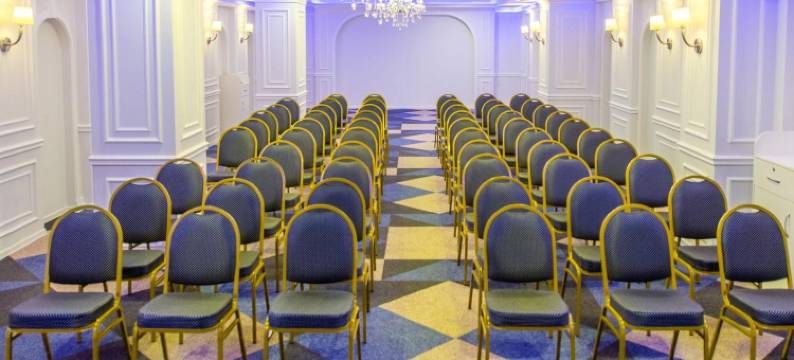 雷斯顿Spa酒店(Reston Hotel&Spa)图片