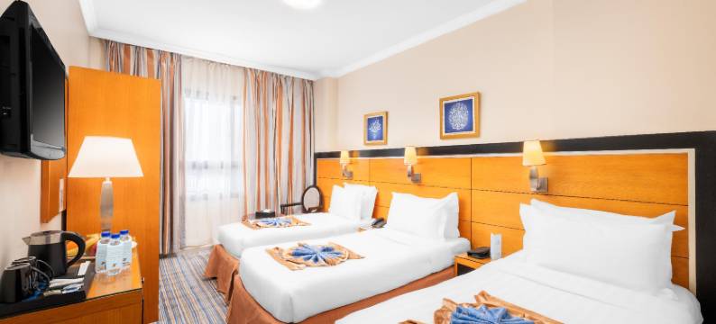 杜拉特艾尔埃曼酒店(Durrat Al Eiman Hotel)图片