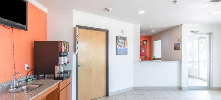德州哈钦斯6号汽车旅馆(Motel 6 Hutchins, TX)图片