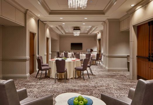 Grand Hyatt Washington Hotel Overview