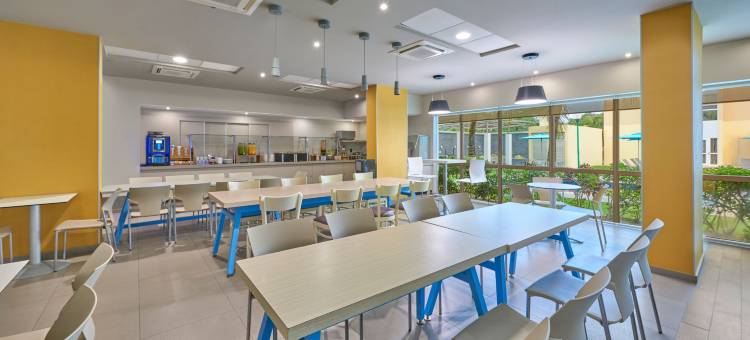 卡曼海滩万豪城市快捷套房酒店(City Express Suites by Marriott Playa Del Carmen)图片