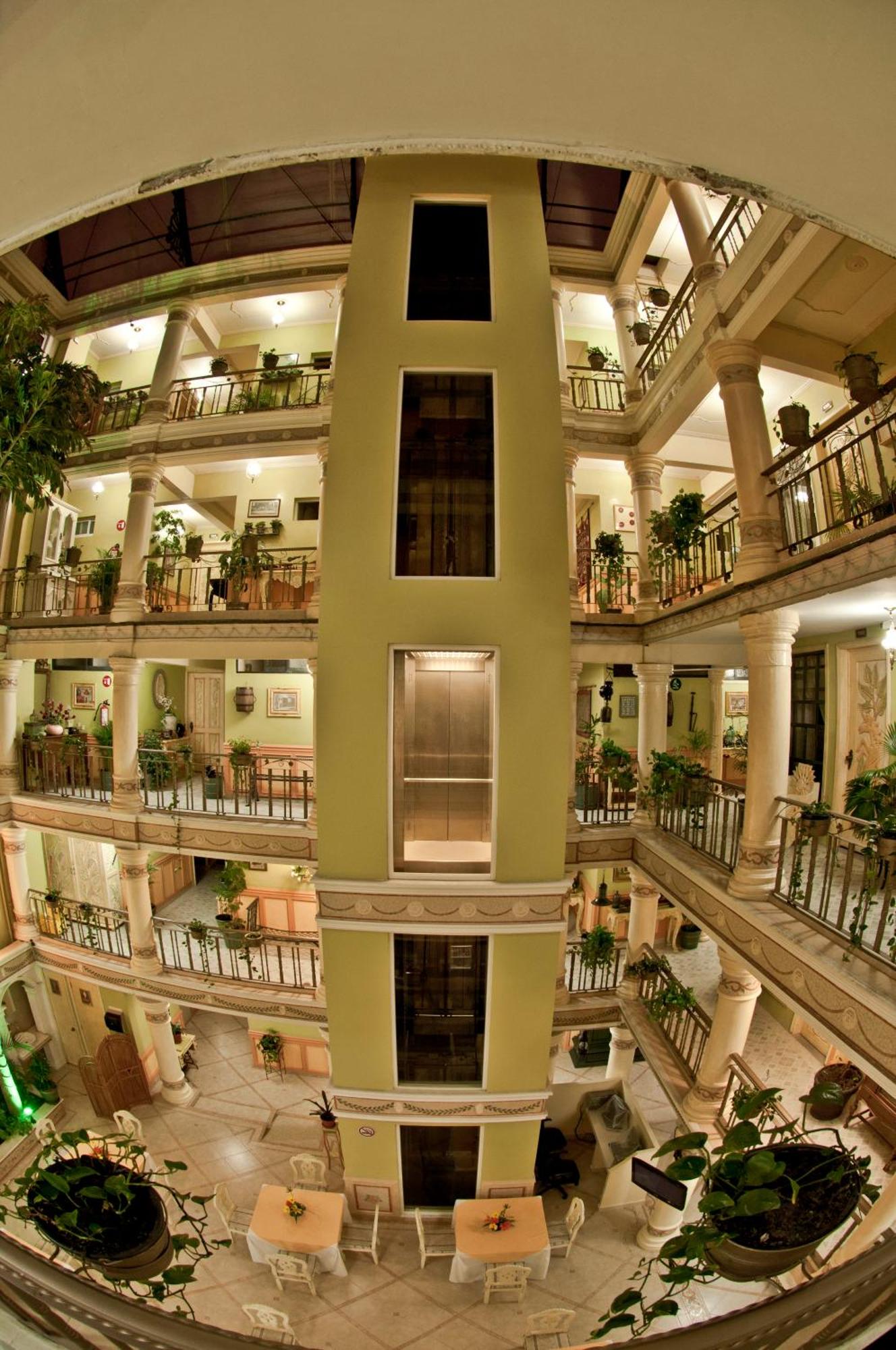 Villa las Margaritas Plaza CristalOver view