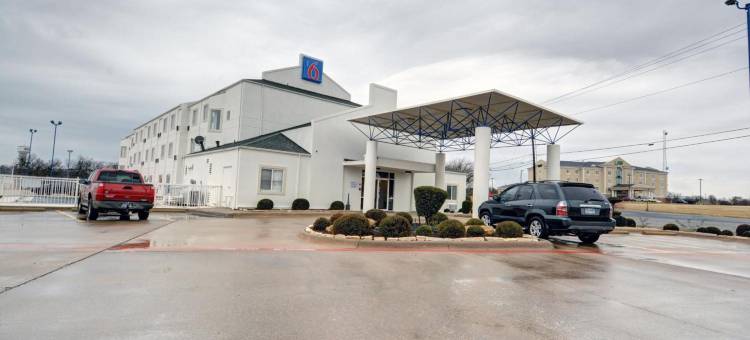 德克萨斯丹尼森 6 号汽车旅馆(Motel 6 Denison, TX)图片