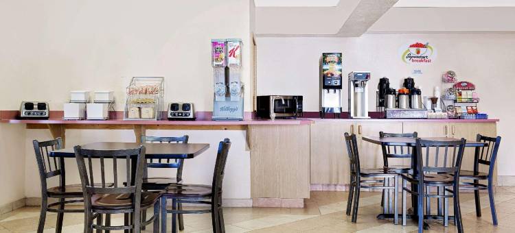 巴特尔山速8酒店(Super 8 by Wyndham Battle Mountain)图片