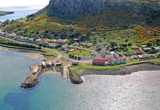 Stanley Village Waterfront AccommodationHotel Overview