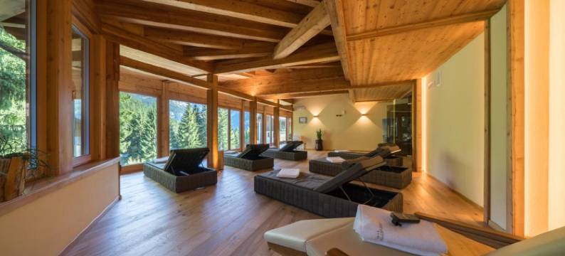 洛伦泽蒂酒店(Hotel Lorenzetti)图片