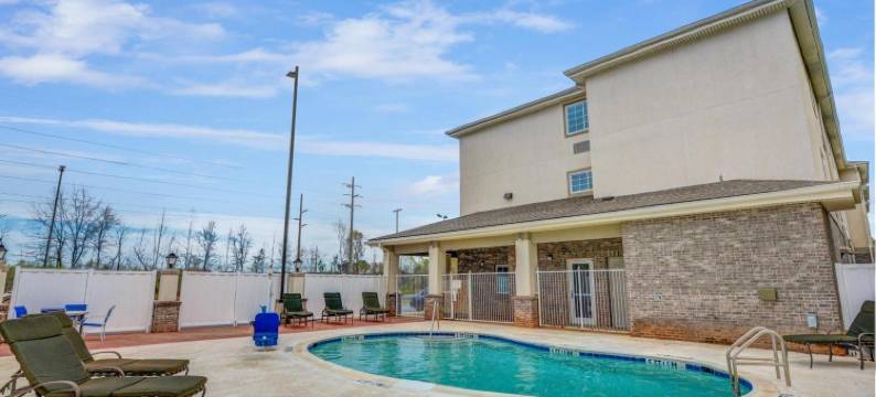 阿拉巴马欧佩莱卡 - 奥本 6 号开放式客房酒店(Studio 6 Opelika, Al - Auburn Al)图片