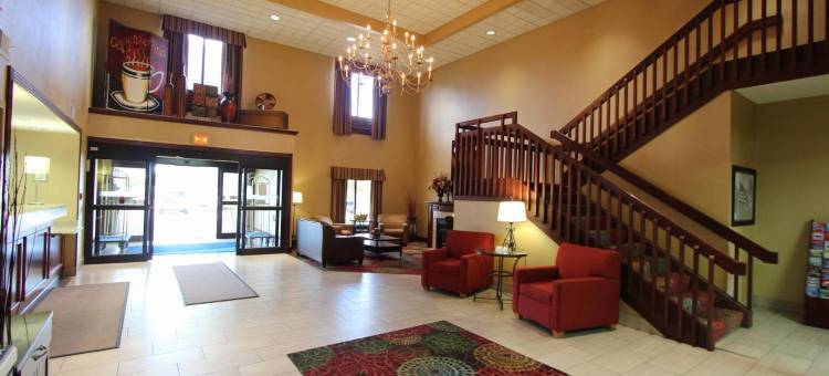 芬德利温德姆呗盟套房酒店(Baymont Inn & Suites by Wyndham Findlay)图片