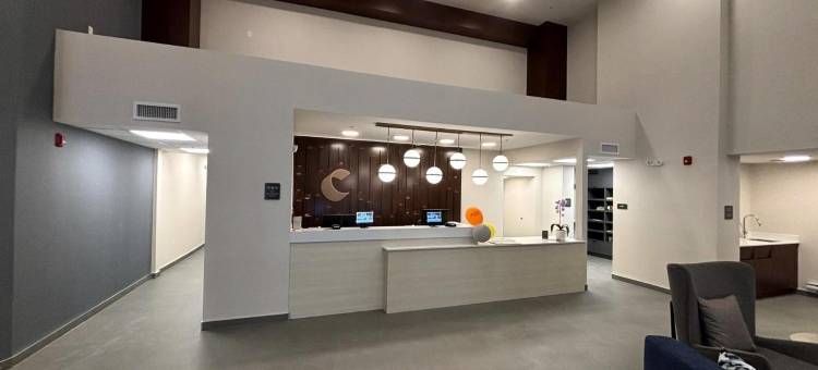 康福特套房酒店(Comfort Inn & Suites)图片