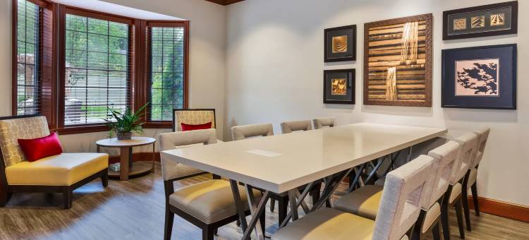 Staybridge Suites 卡拉马祖(Staybridge Suites Kalamazoo)图片