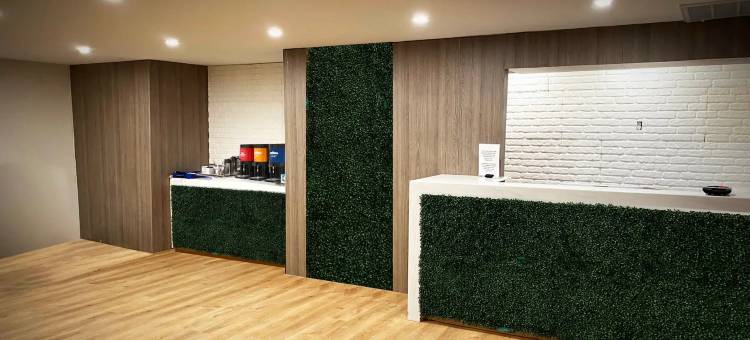 德尔里奥温德姆贝蒙特酒店(Baymont by Wyndham Del Rio)图片