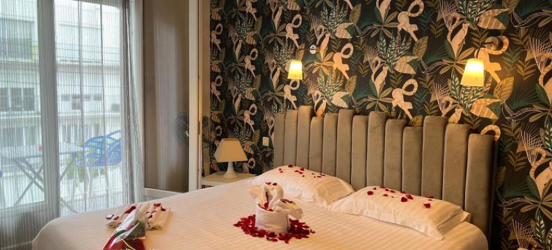 卡尔梅德斯皮斯泳池 SPA 酒店(Hôtel Calme des Pins & Spa)图片