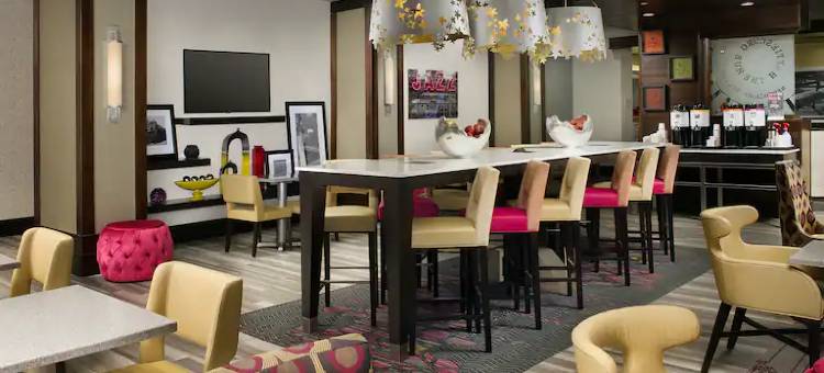 希尔顿哈蒂斯堡欢朋酒店(Hampton Inn by Hilton Hattiesburg)图片