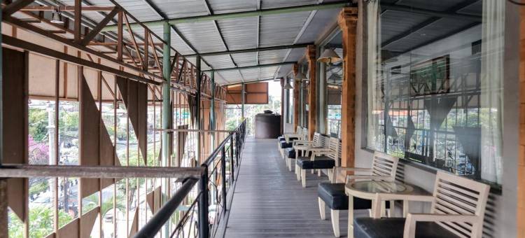 红多兹Plus@沙努尔日出酒店(RedDoorz Plus @ Sunrise Hotel Sanur)图片