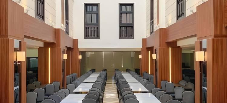 广场花园酒店及公寓(The Plaza Garden Hotel and Residences)图片