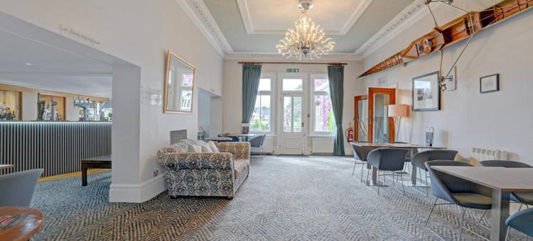 伦敦圣安尼斯坦尼思泰晤士河畔星期日酒店-希思罗T5(Sunday London Staines-upon-Thames Heathrow T5)图片