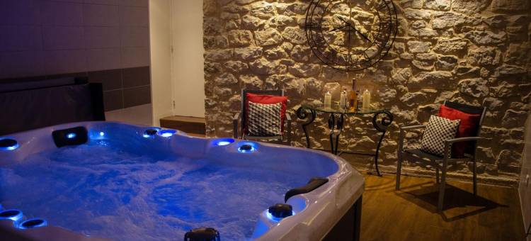 德拉维恩岸上酒店(Logis hôtel Aux Berges de l'Aveyron)图片