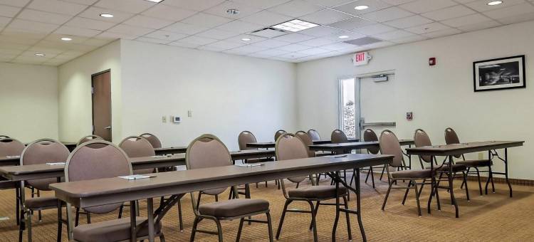 安眠套房酒店(Sleep Inn & Suites - Fort Scott)图片