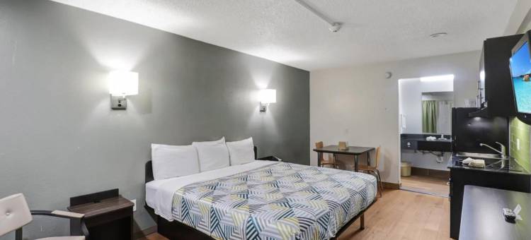 德克萨斯布赖恩 6 号开放式公寓酒店 - 大学区(Studio 6 Bryan, TX - University Area)图片