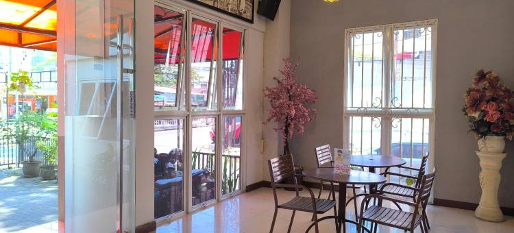 万鸦老莫托莫旅馆(Mottomo Inn Manado)图片