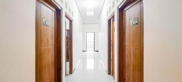 沙拉笛加帕特拉 RedPartner 伊斯兰教法家庭旅馆(Patra Guesthouse Syariah Salatiga RedPartner)图片