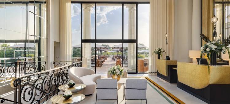 尚蒂利皇家山城堡洲际酒店(InterContinental Chantilly Chateau Mont Royal)图片