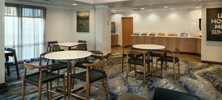 安克雷奇市中心区万枫酒店(Fairfield Inn & Suites Anchorage Midtown)图片