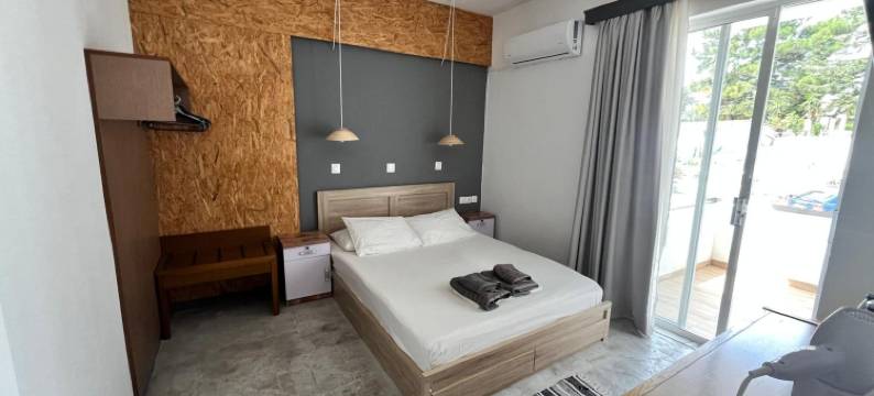 家庭别墅开放式公寓酒店(Family House Faliraki Studios Apartments)图片