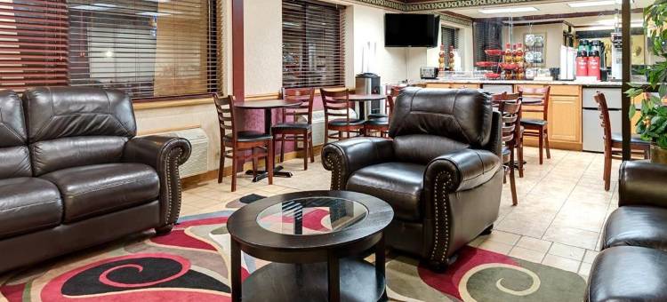 普莱诺呗盟套房酒店(Baymont by Wyndham Plano)图片