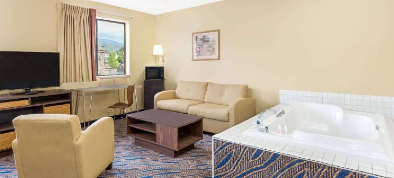 锡达城速 8 酒店(Super 8 by Wyndham Cedar City)图片