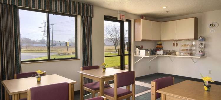 哈得孙维Travelodge by Wyndham(Travelodge by Wyndham Hudsonville)图片