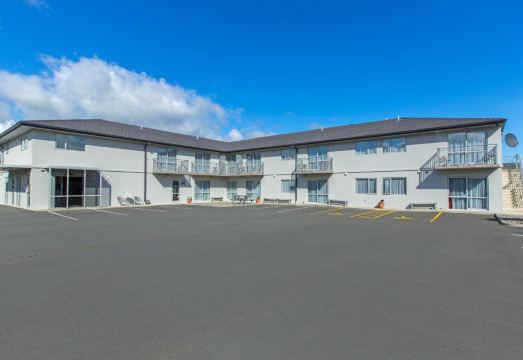 BKs Premier Motel Esplanade Hotel Overview