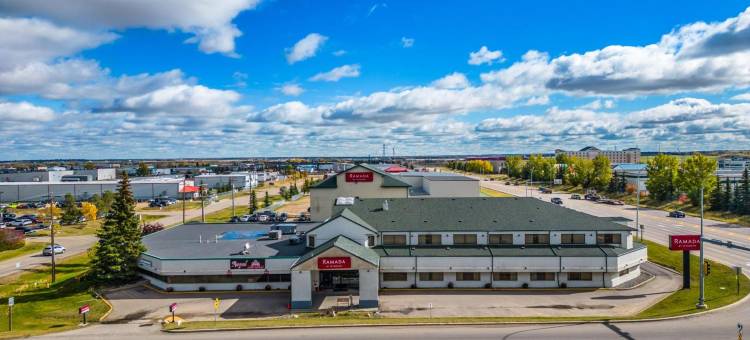 尼斯库艾德蒙顿机场温德姆华美达酒店(Ramada by Wyndham Nisku Edmonton Airport)图片