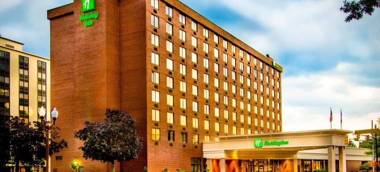 Holiday Inn 阿灵顿的AT巴尔斯顿(Holiday Inn Arlington at Ballston)图片