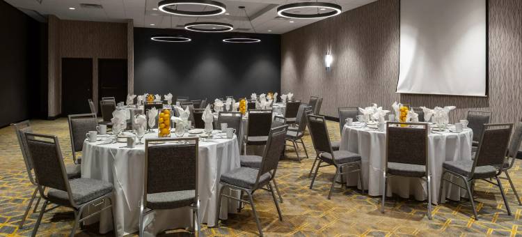 波士顿戴达姆假日酒店及会议中心(Holiday Inn Boston - Dedham Hotel & Conference Cente)图片