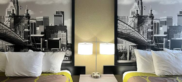 哈里森温德姆速8酒店(Super 8 by Wyndham Harrison OH)图片