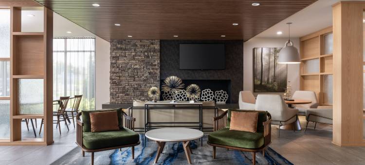 克利夫兰蒂德曼路万枫套房酒店(Fairfield Inn & Suites Cleveland Tiedeman Road)图片